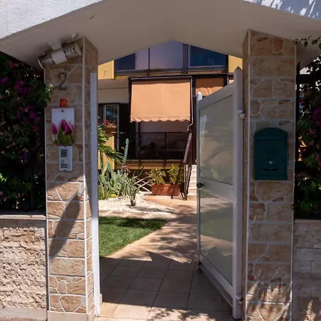 Tulipano Rosso バーリ